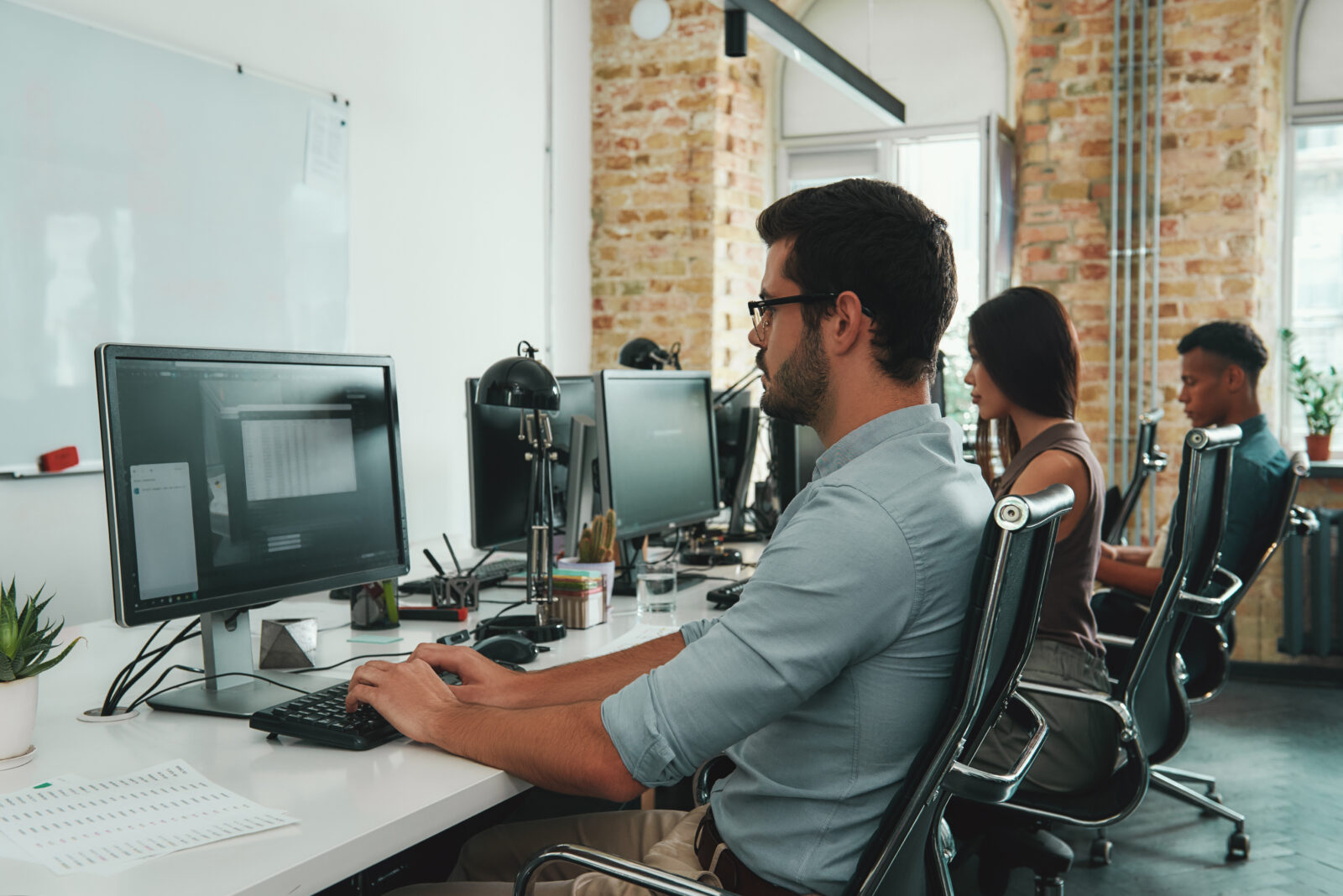 Working Safely with Display Screen Equipment